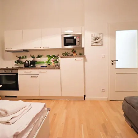 Stylish In The Center Of Apartmán